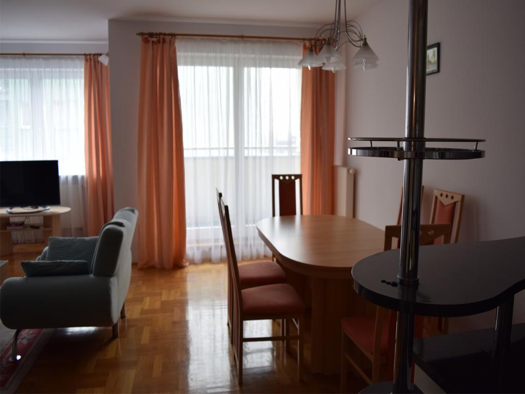 Dgm Apartment Warsaw Exterior photo